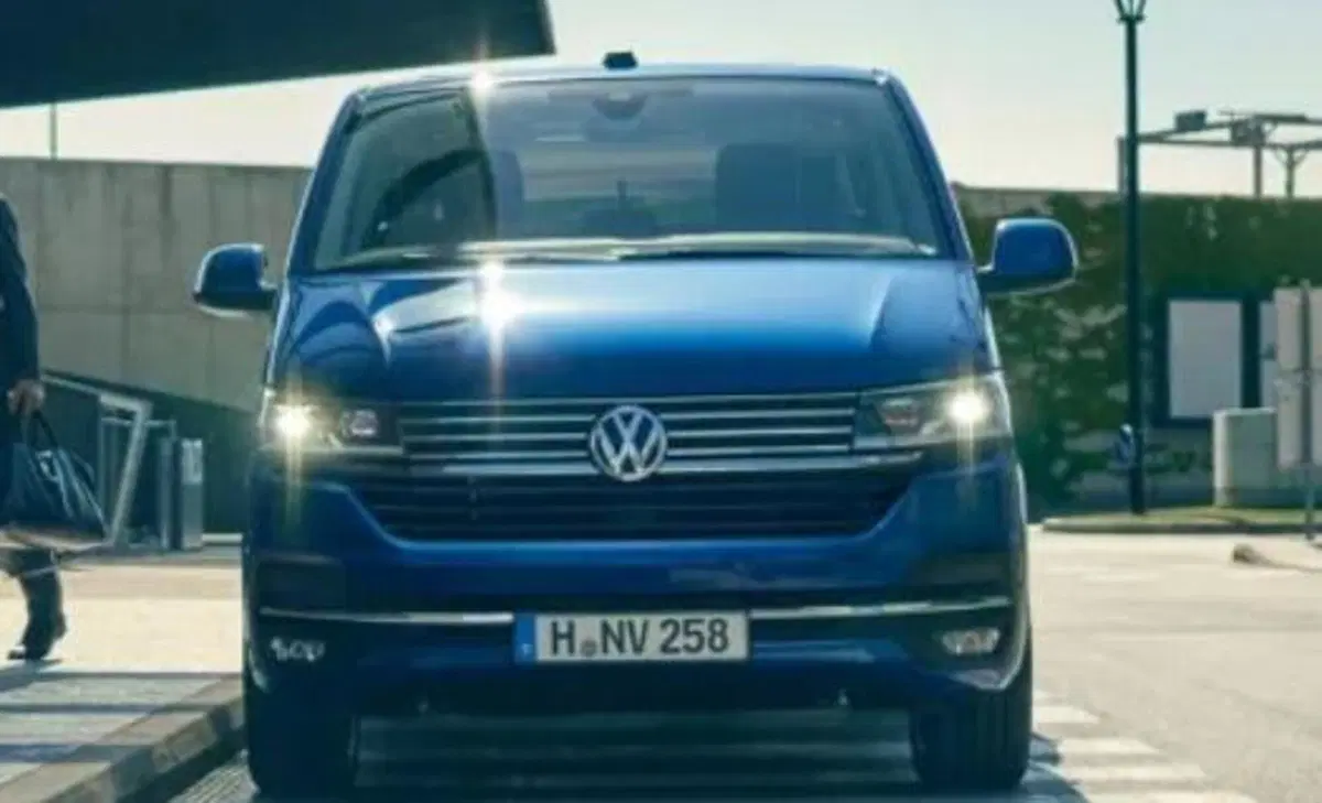 Volkswagen Veicoli Commerciali Caravelle 2.0 TDI 204CV PC Comfortline N1 (4)