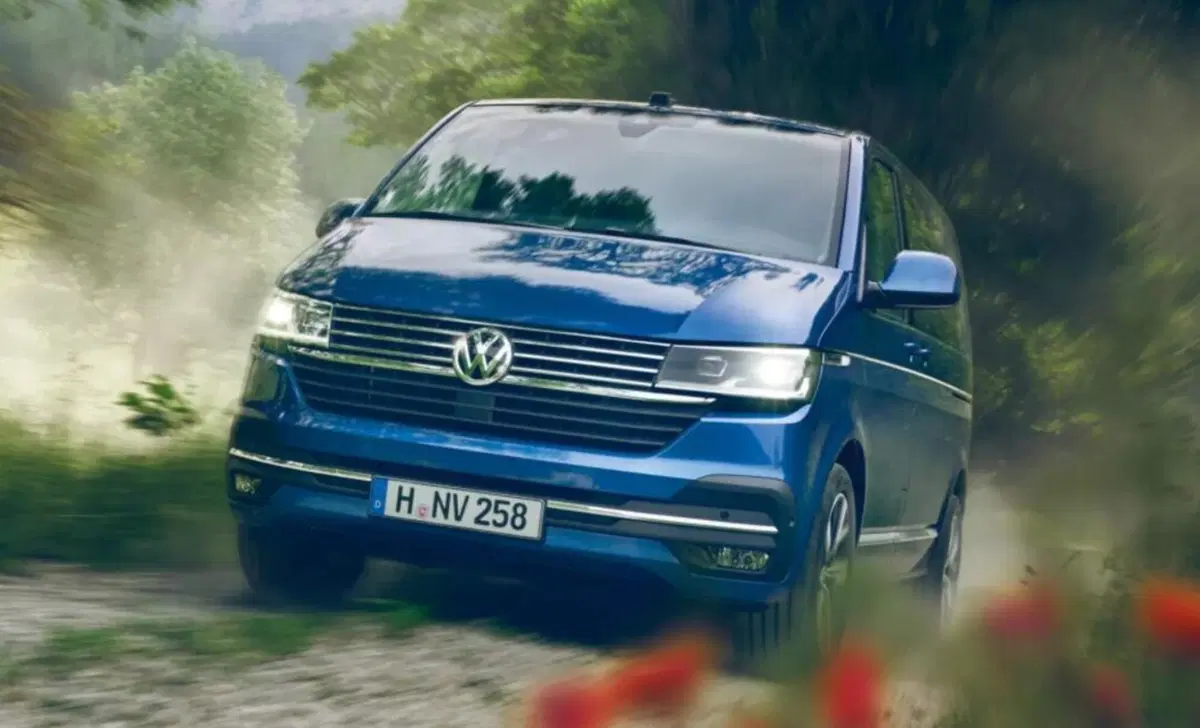 Volkswagen Veicoli Commerciali Caravelle 2.0 TDI 204CV PC Comfortline N1 (10)