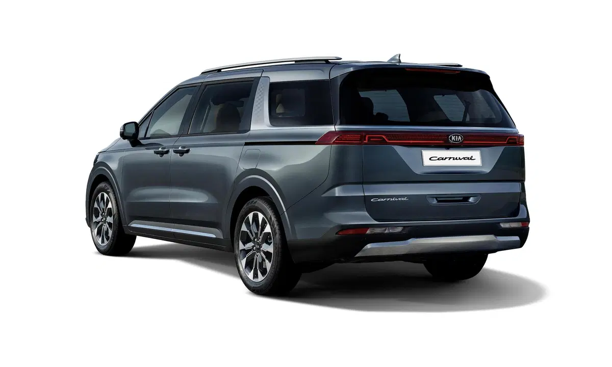 Kia Carnival: ecco la quarta generazione (4)