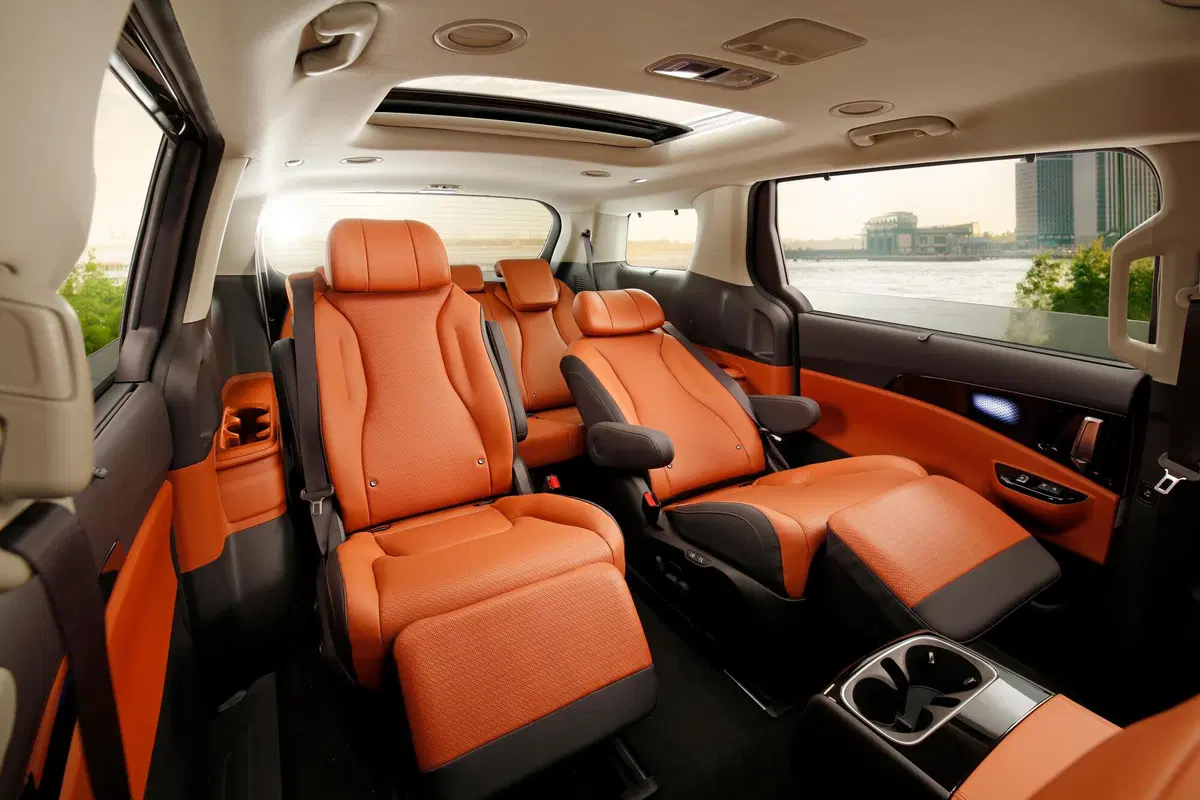 Kia Carnival: ecco la quarta generazione (12)