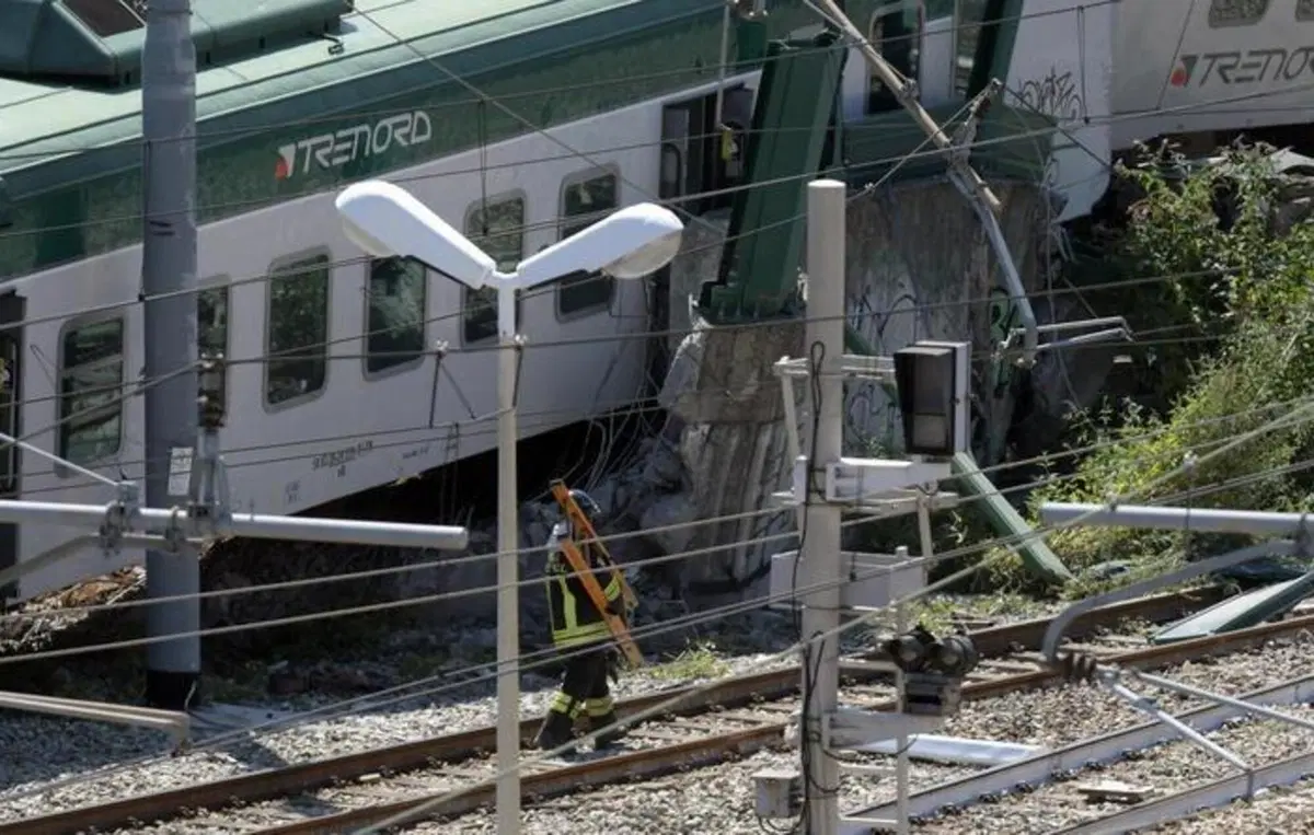 Carnate, deraglia treno senza guida. Non aveva macchinisti a bordo (8)