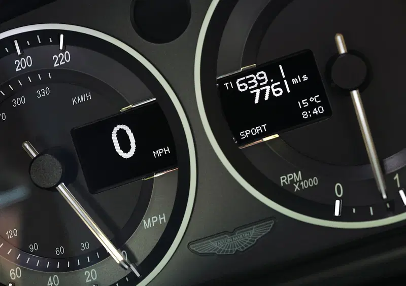 Aston Martin V8 Vantage (2005-20) (11)