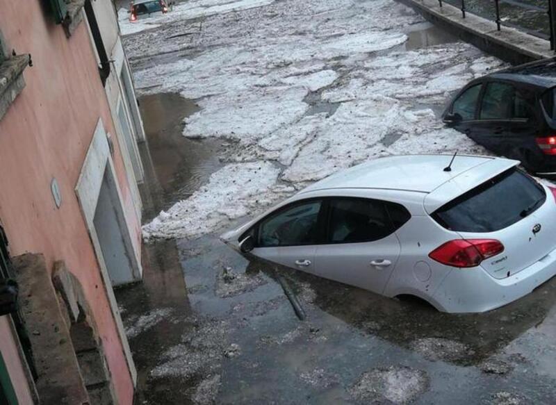 Tempesta su Verona: le immagini del violento nubifragio