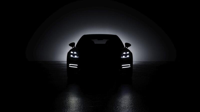 Porsche: la nuova Panamera presentata il 26 agosto