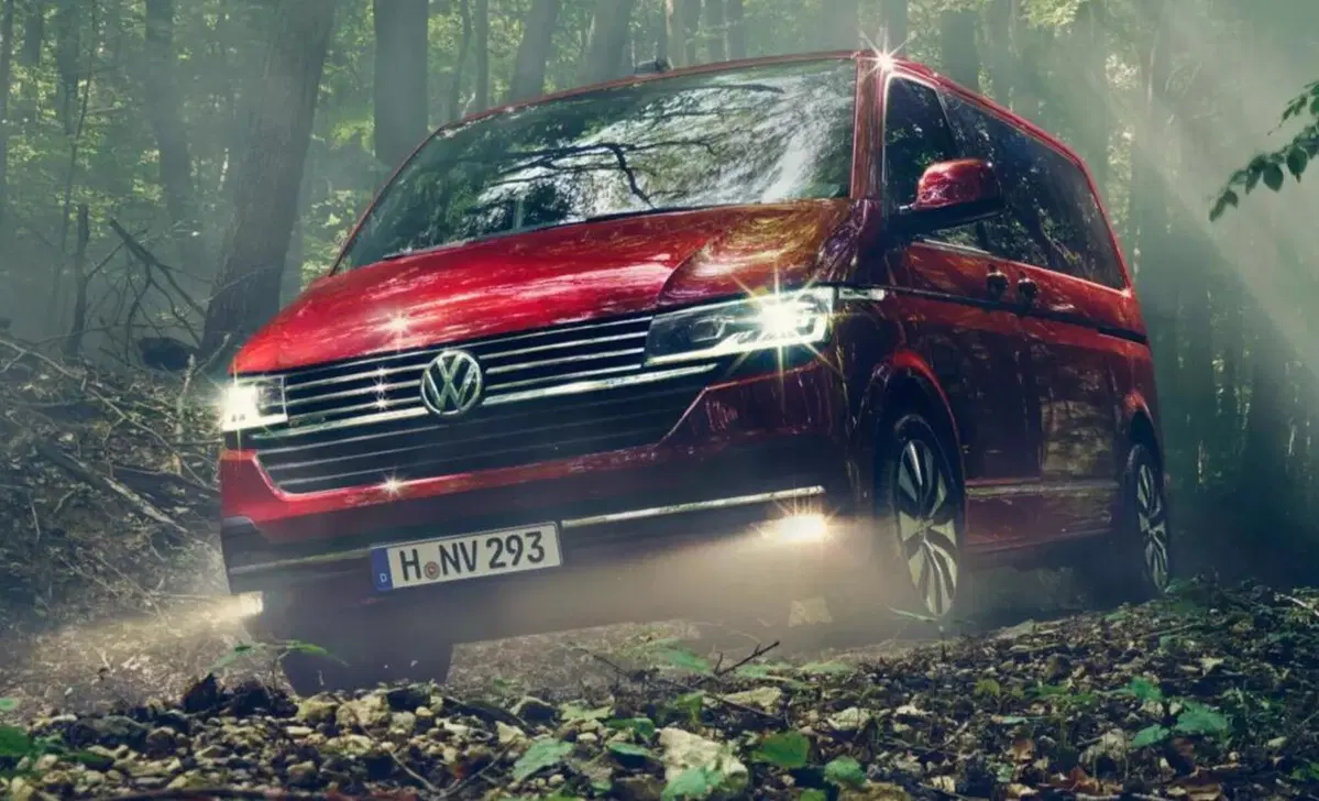 Volkswagen Multivan 2.0 TDI 150CV DSG Generation Six (10)