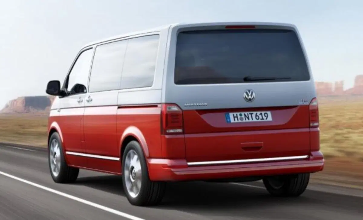 Volkswagen Multivan 2.0 TDI 150CV DSG Generation Six (5)