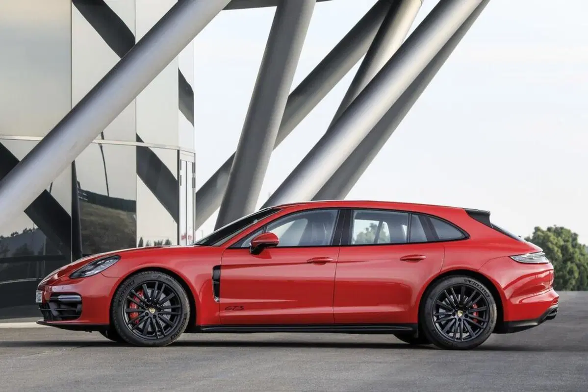 Porsche Panamera: facelift e più potenza  (3)