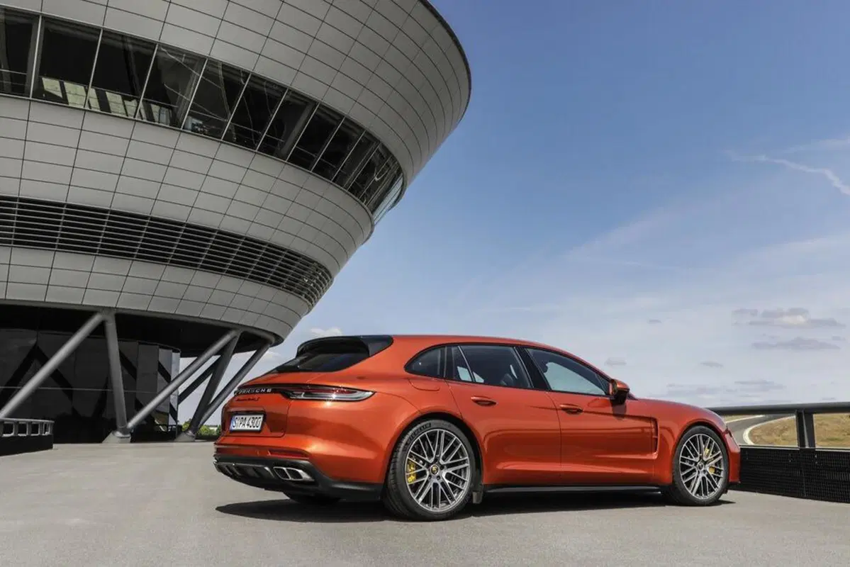 Porsche Panamera: facelift e più potenza  (12)