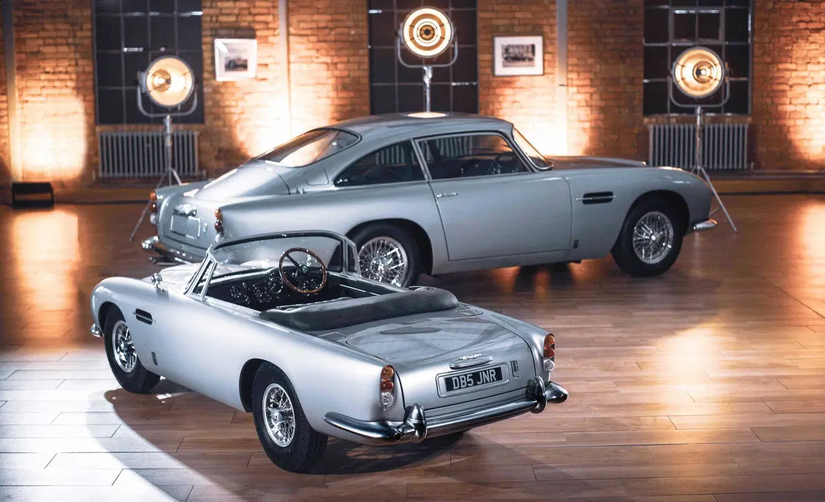 Aston Martin DB5 Junior: una DB5 in scala per i piccoli (2)