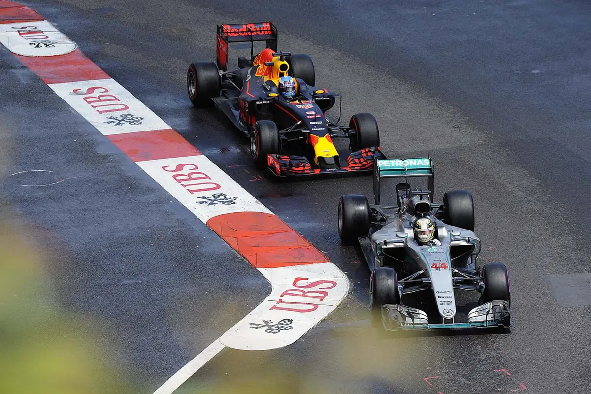 F1, Gp Montecarlo 2016: il vero rivale di Ricciardo? Lo stratega della Red Bull (6)