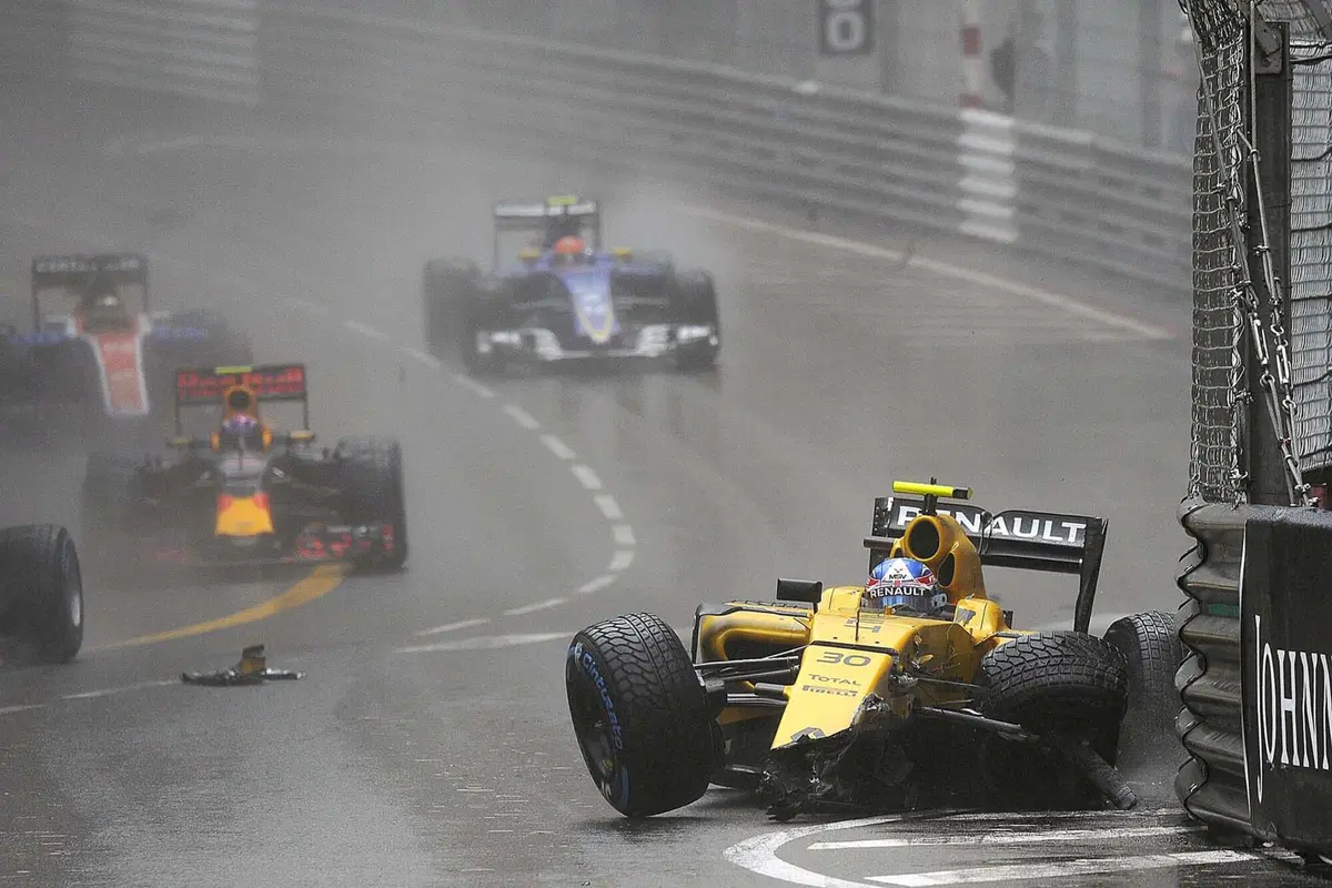 F1, Gp Montecarlo 2016: il vero rivale di Ricciardo? Lo stratega della Red Bull (12)
