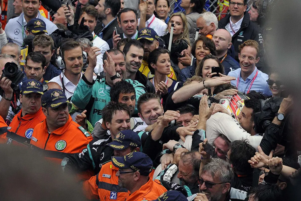 F1, Gp Montecarlo 2016: il vero rivale di Ricciardo? Lo stratega della Red Bull (18)