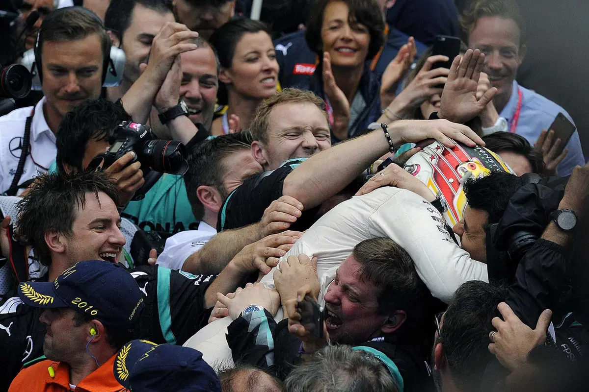F1, Gp Montecarlo 2016: il vero rivale di Ricciardo? Lo stratega della Red Bull (19)