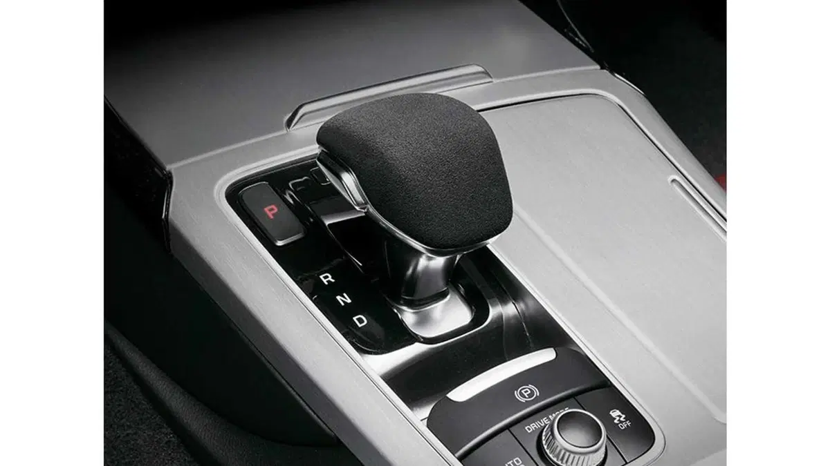 Kia Stinger: in arrivo alcuni aggiornamenti (8)