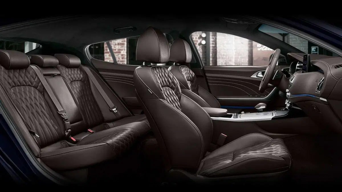 Kia Stinger: in arrivo alcuni aggiornamenti (11)
