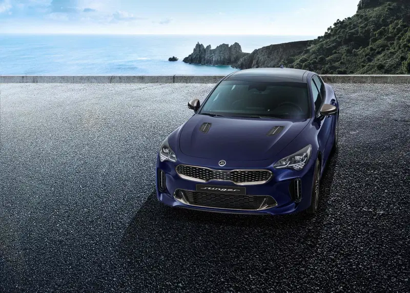 Kia Stinger: in arrivo alcuni aggiornamenti