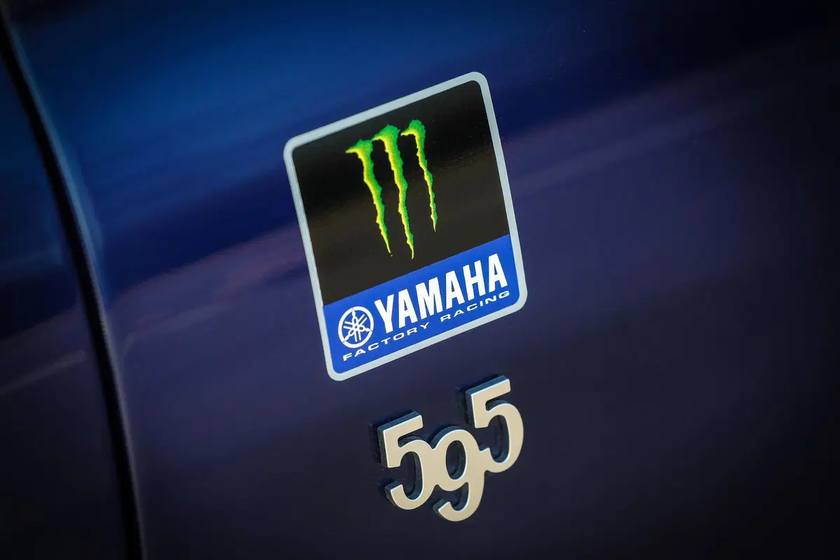 Abarth 595 Monster Energy Yamaha, nel segno della MotoGP (3)