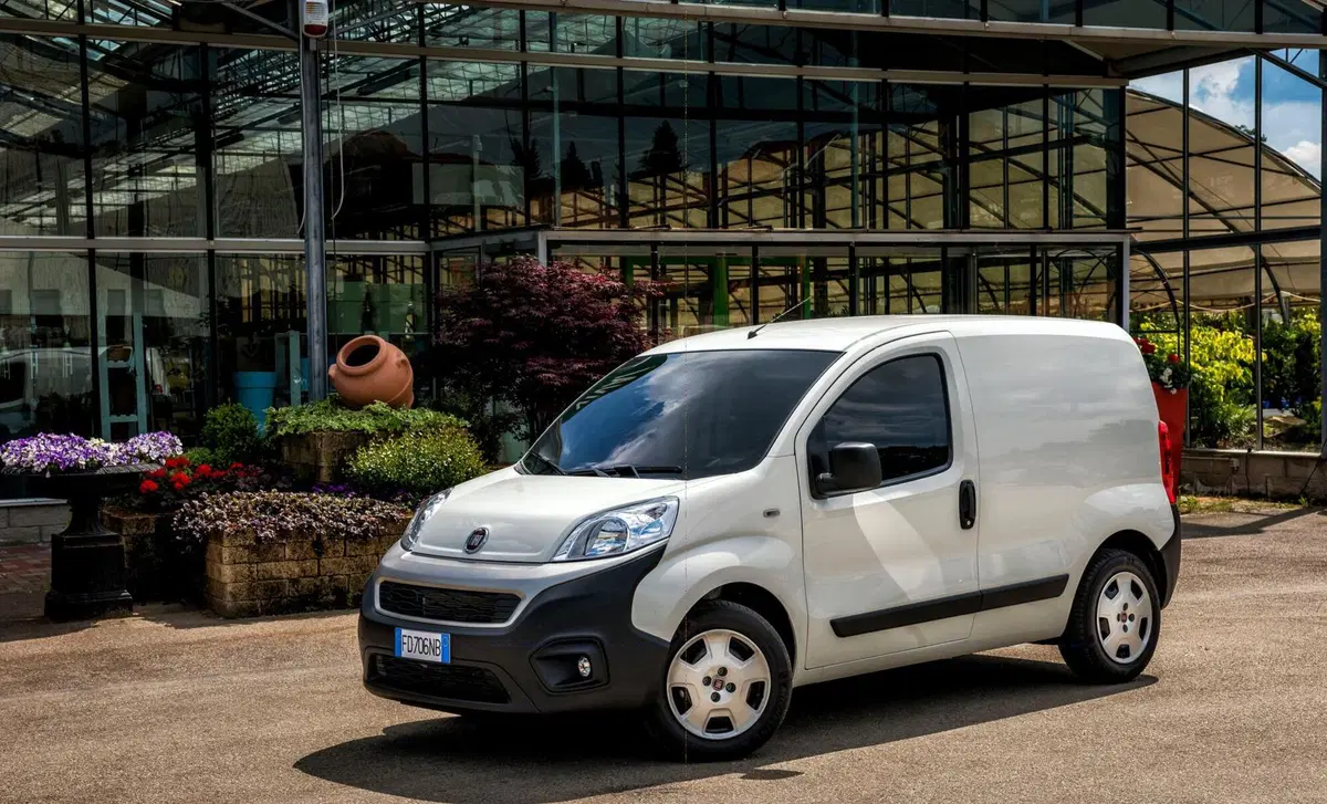 Fiat Fiorino QUBO 1.3 MJT 80CV SX (N1) (2)