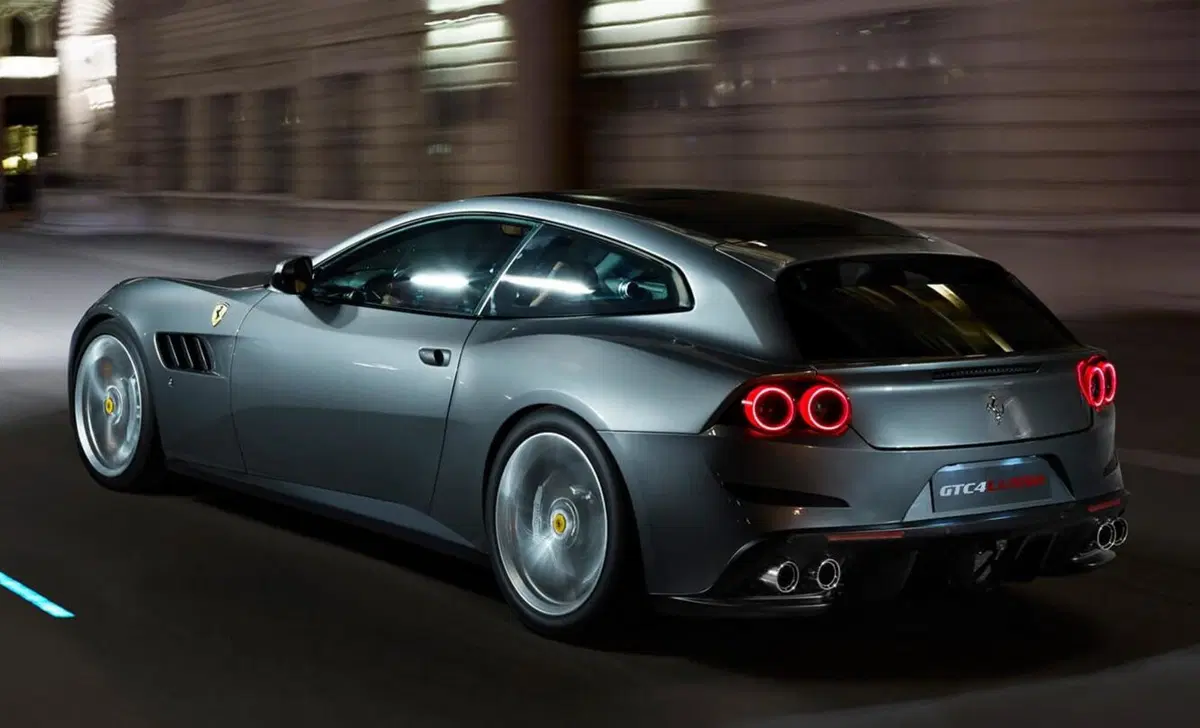 Ferrari GTC4 Lusso (16)