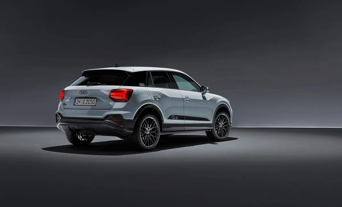 Audi Q2 (2016-->>) (5)