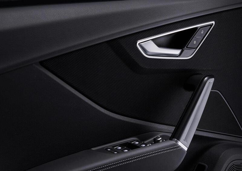 Audi Q2 (2016->>) (16)
