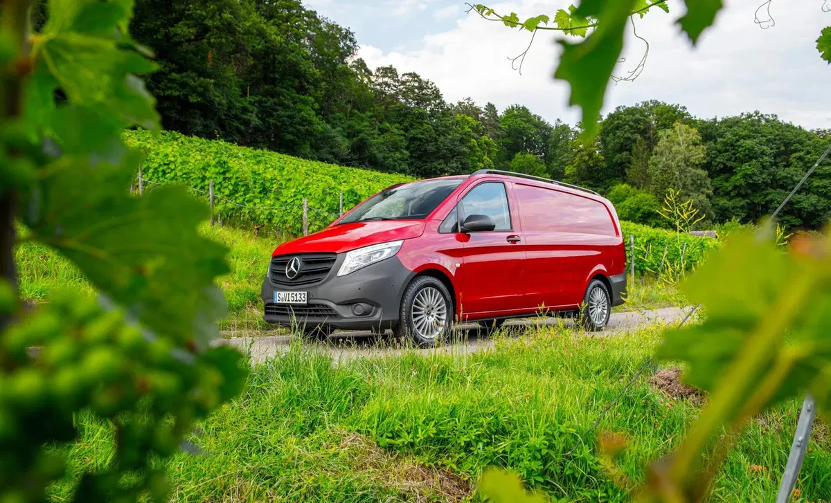 Mercedes-Benz Classe eVito Furgone (2019-->>) (6)