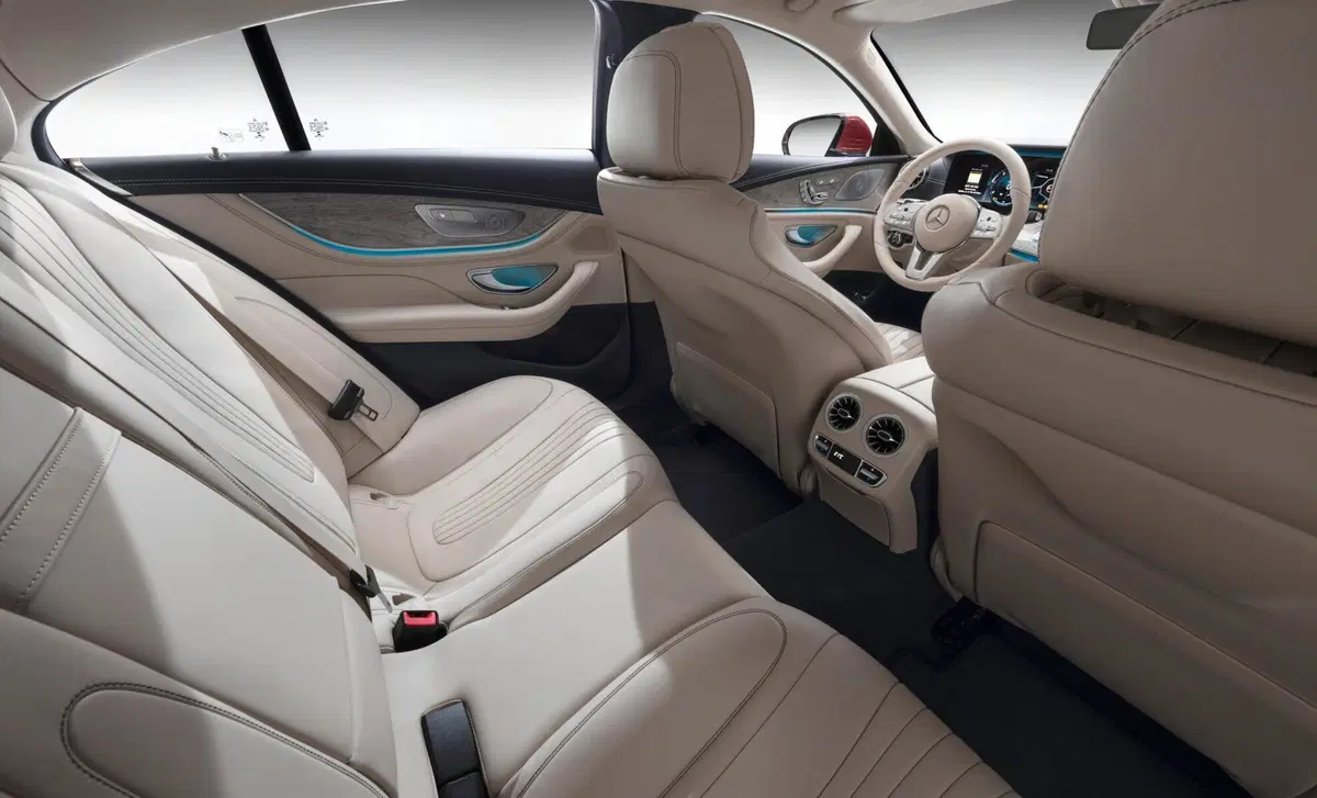 Mercedes-Benz CLS 350 d 4Matic Auto Premium Plus (35)