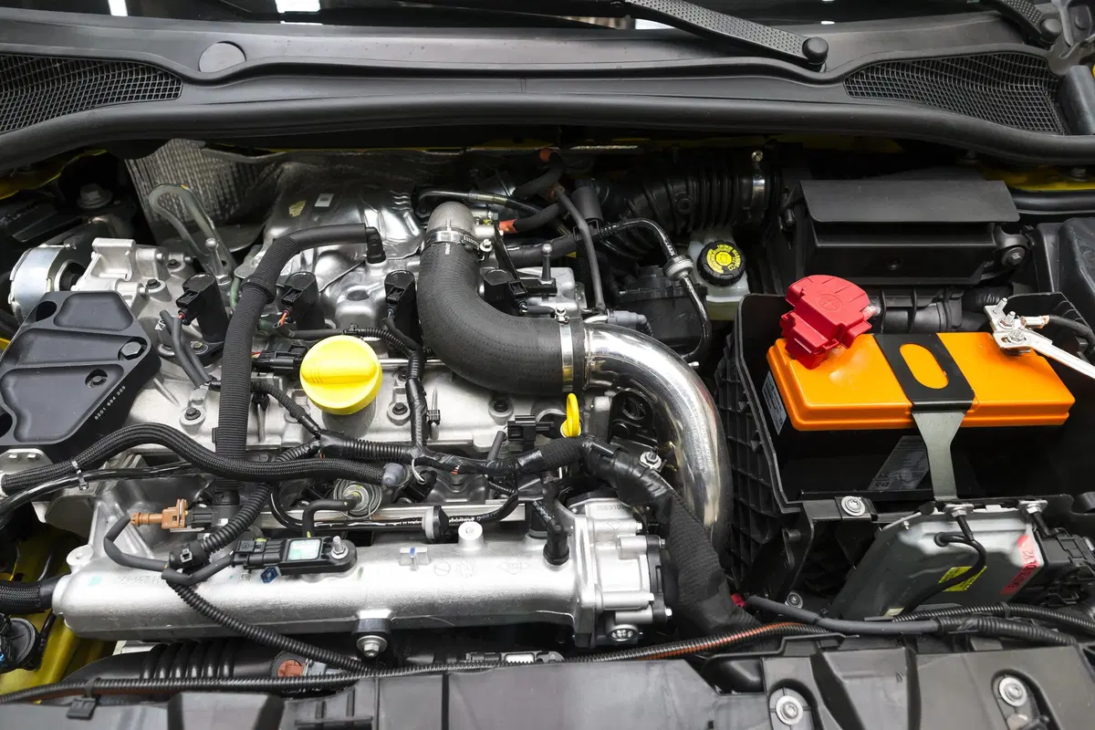 Renault Clio: svelata a Monaco la nuova R.S 16 (5)