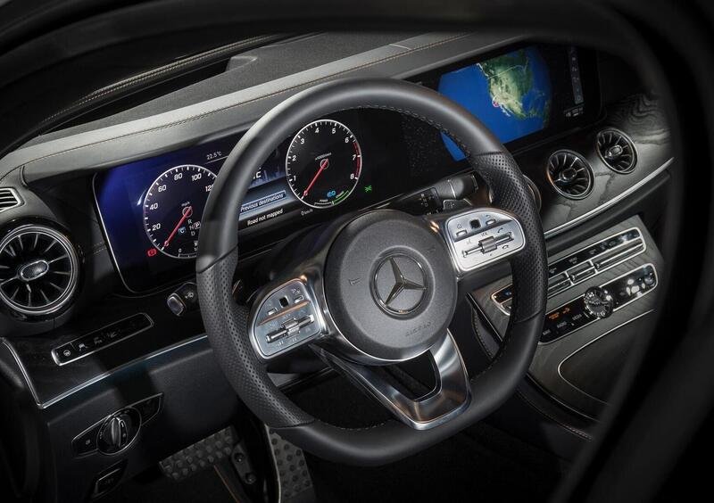 Mercedes-Benz CLS (39)