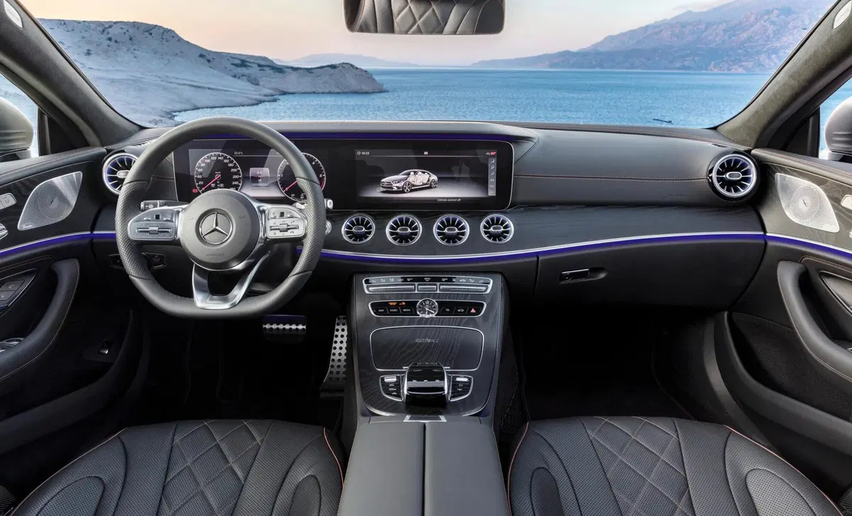 Mercedes-Benz CLS 350 d 4Matic Auto Premium Plus (40)