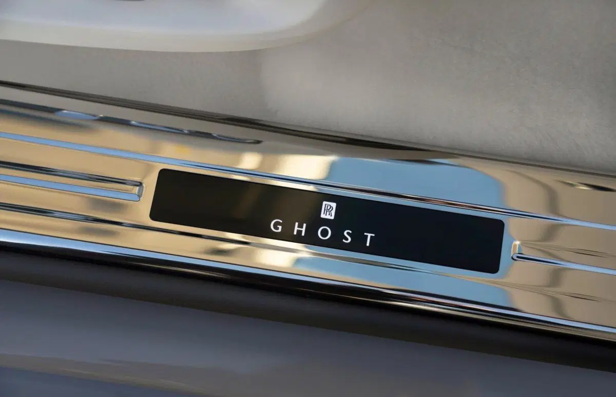 Rolls-Royce Ghost, debutta la seconda generazione (11)