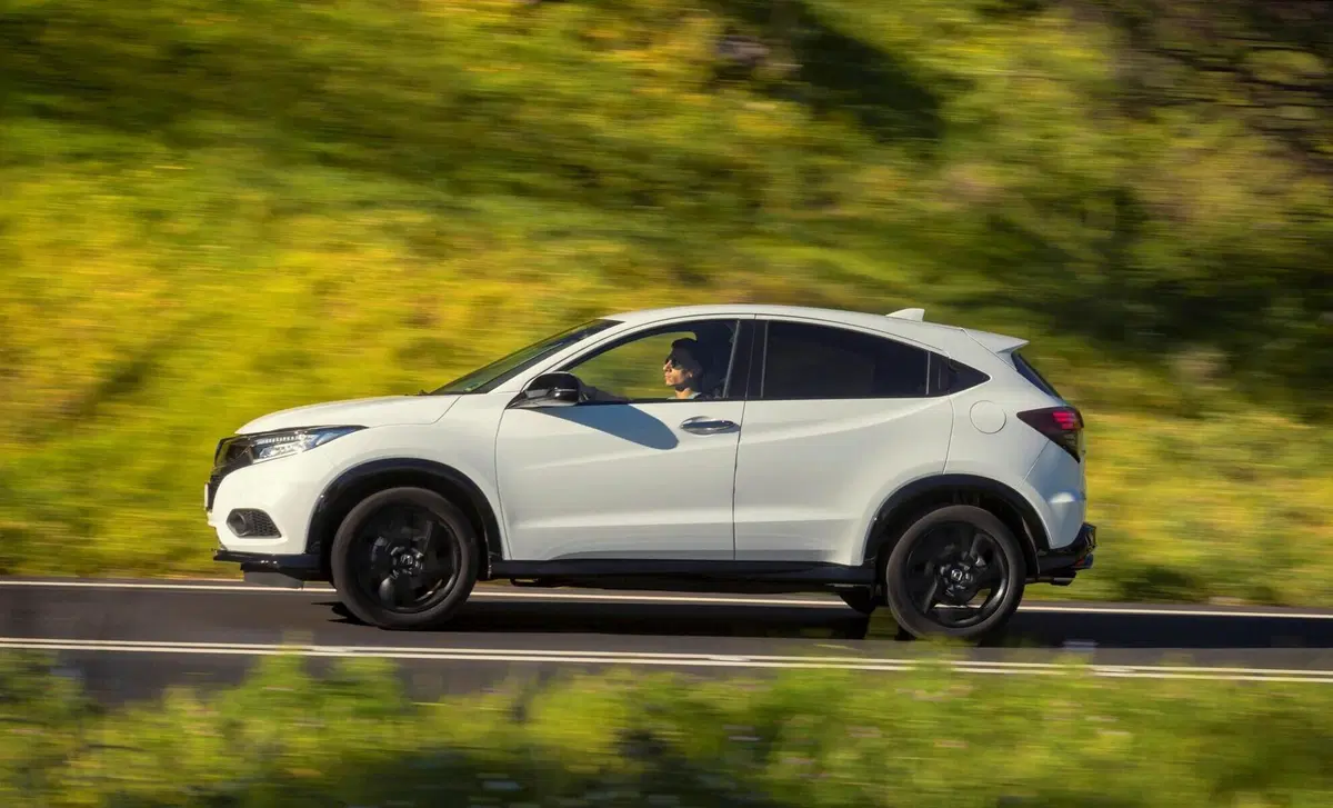 Honda HR-V 1.5 i-VTEC CVT Elegance Navi ADAS (2)