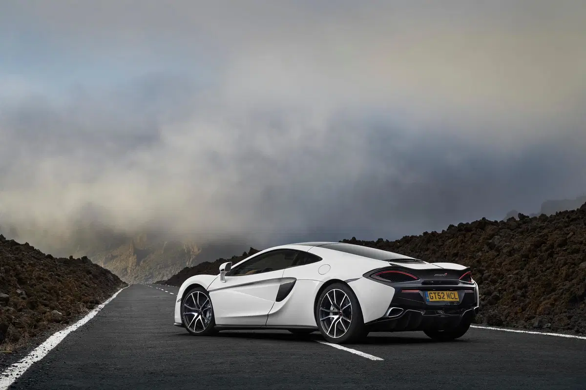 McLaren 570GT (2016-20) (4)