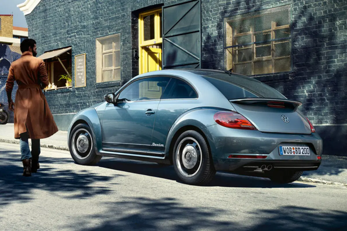 Volkswagen Maggiolino: ecco il restyling dell'icona senza tempo (6)