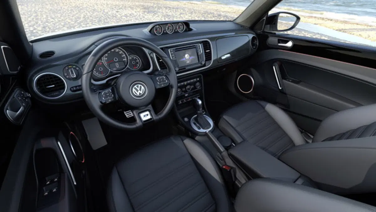 Volkswagen Maggiolino: ecco il restyling dell'icona senza tempo (7)