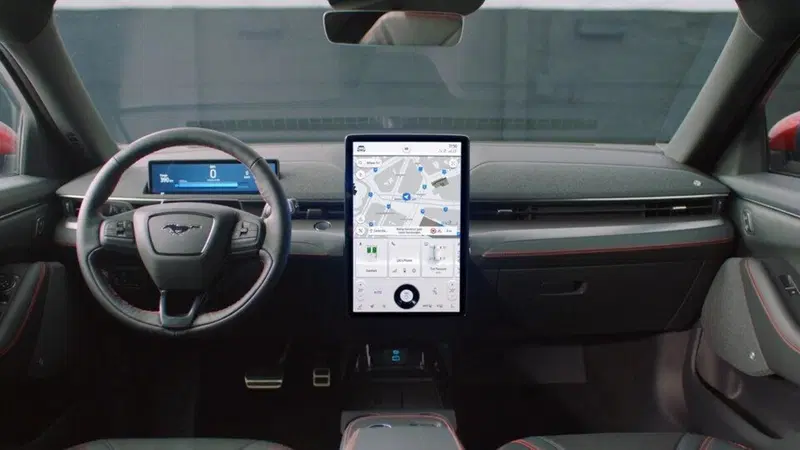 Ford SYNC4, come cambia l'infotainment dell'Ovale Blu