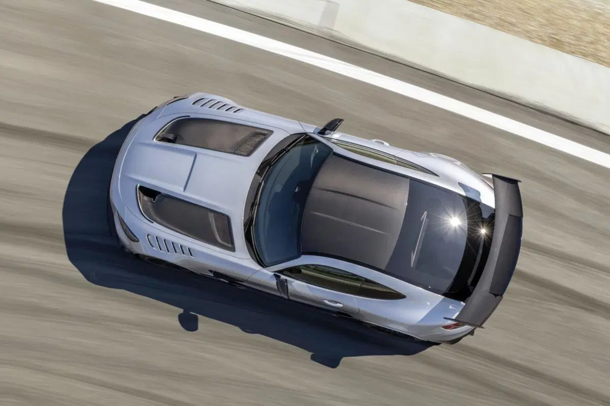 Mercedes AMG GT Black Series: costa quasi 400.000 euro ma non la puoi comprare (29)