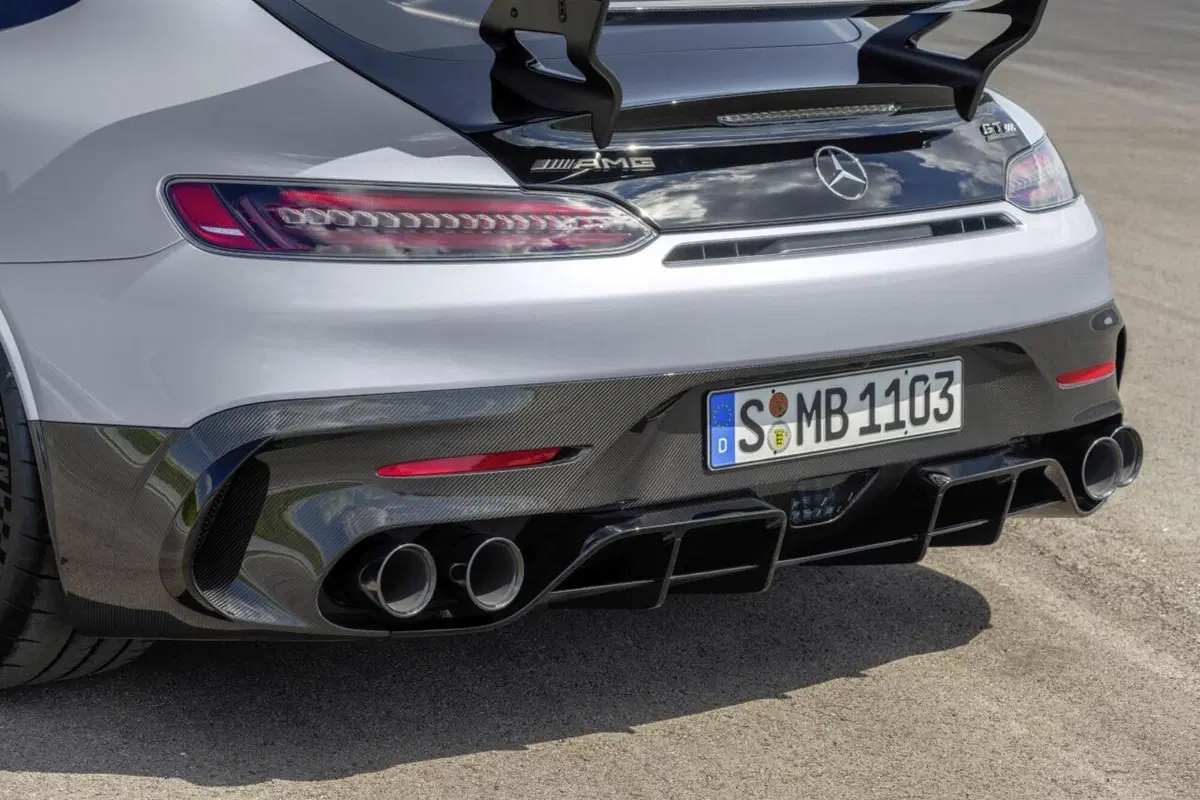 Mercedes AMG GT Black Series: costa quasi 400.000 euro ma non la puoi comprare (50)