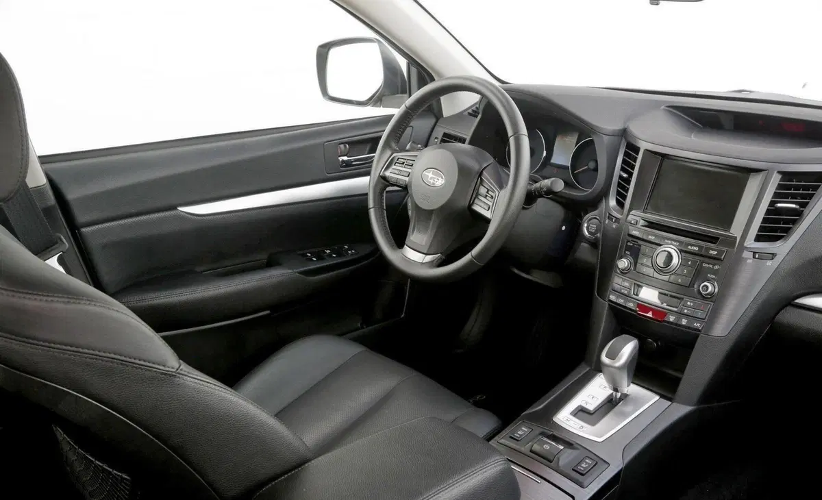 Subaru Outback 2.0d Lineartronic Unlimited (12)