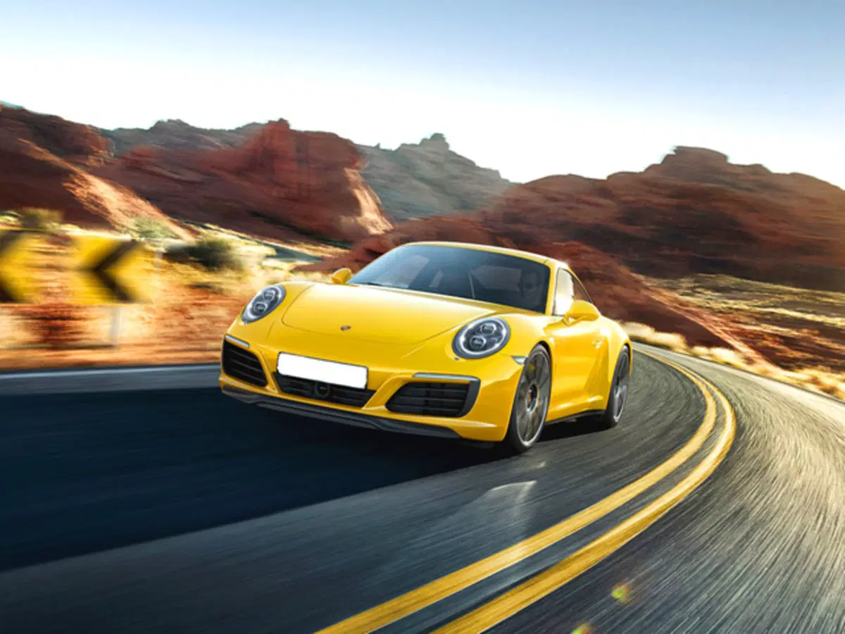 Porsche 911 Coupé 3.0 Carrera 4 (2)