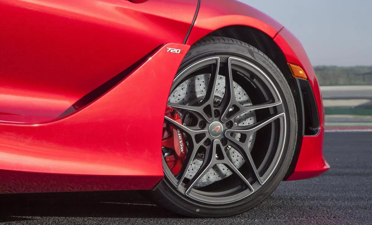 McLaren 720S Coupé 720S Coupé (26)