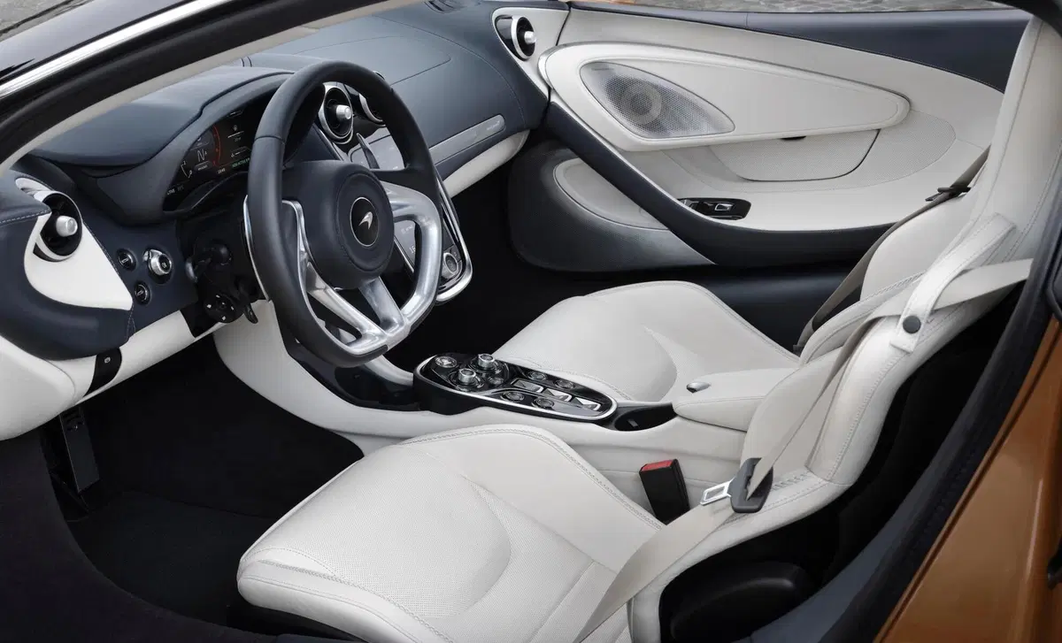 McLaren GT (2019-23) (12)