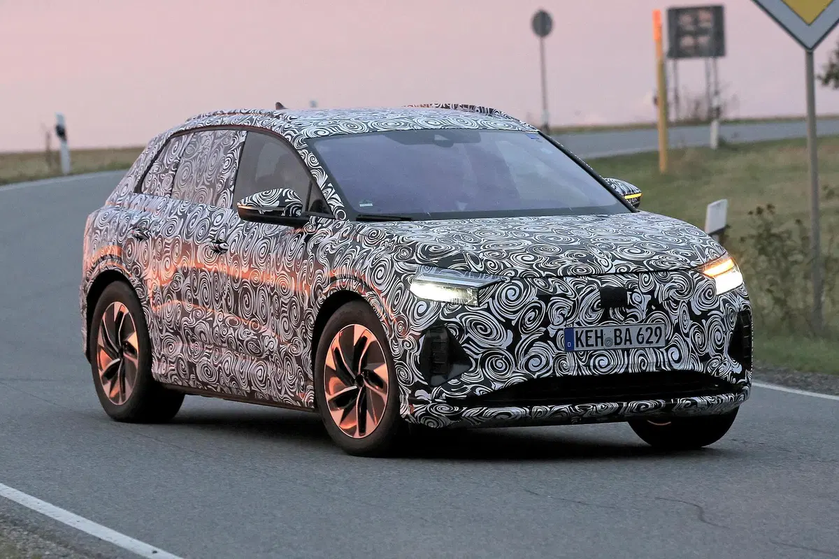 Audi Q4 e-tron, le foto spia (3)