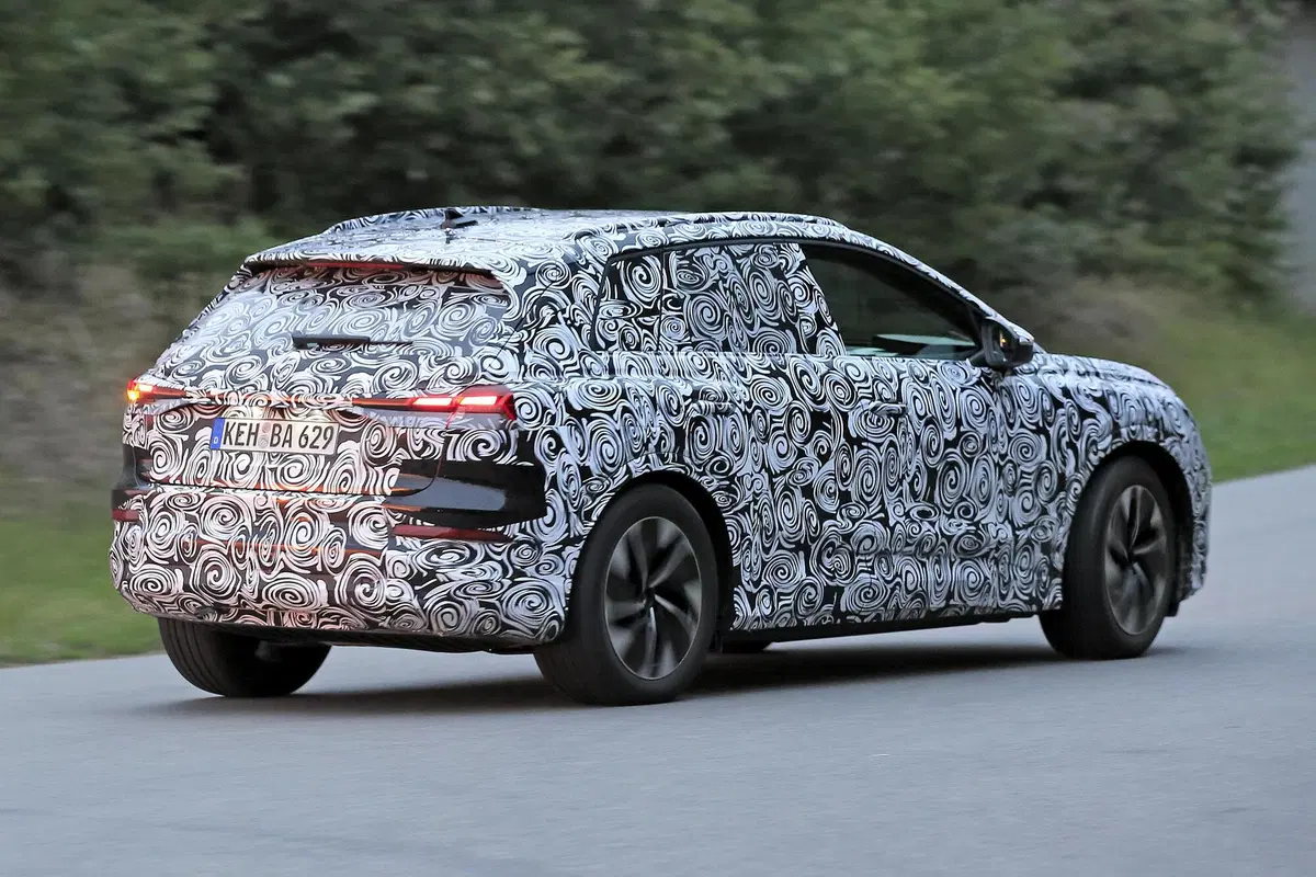 Audi Q4 e-tron, le foto spia (6)