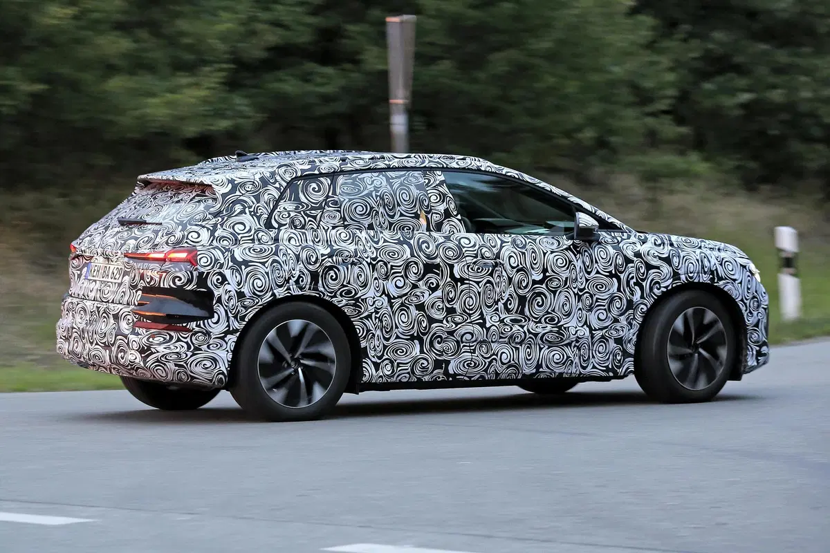 Audi Q4 e-tron, le foto spia (7)