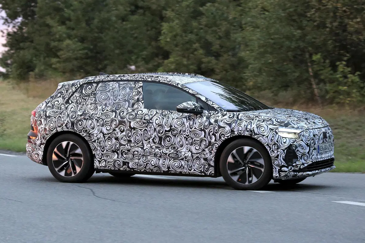 Audi Q4 e-tron, le foto spia (10)