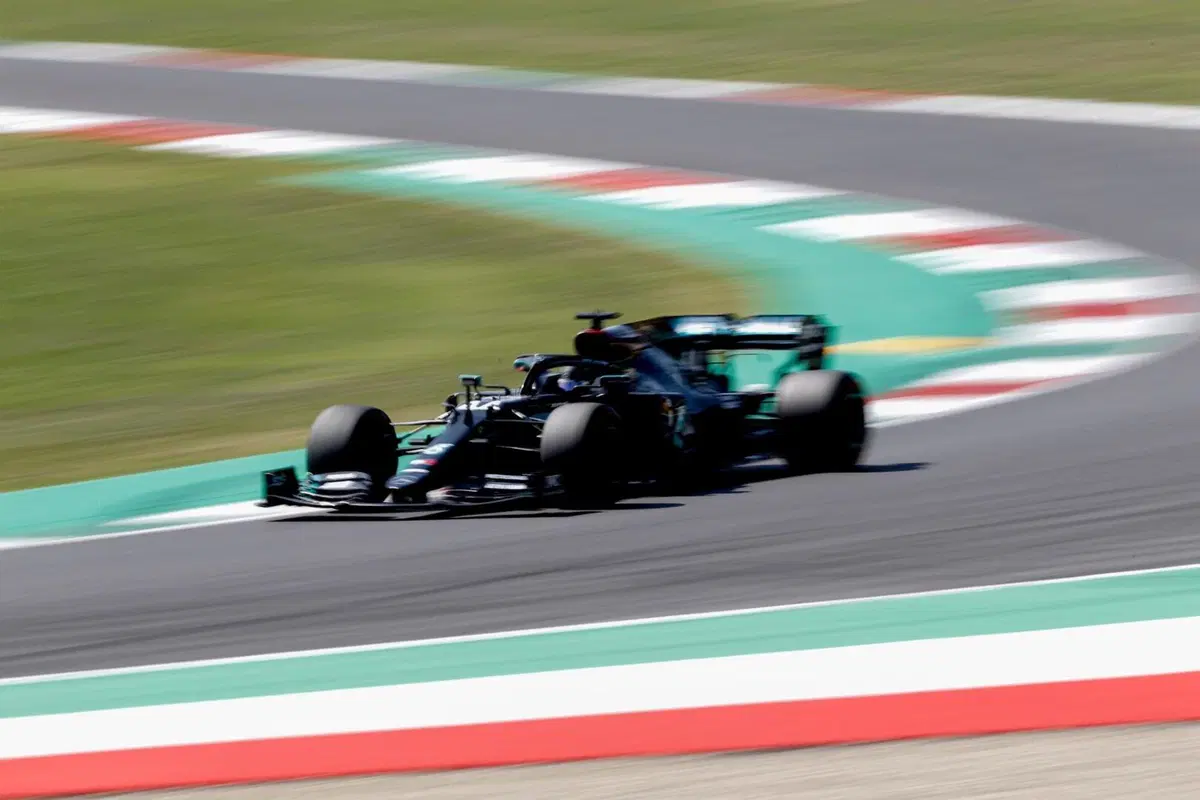 F1, GP Mugello 2020: pole per Hamilton. Quinto Leclerc (6)
