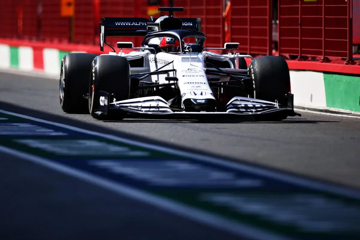 F1, GP Mugello 2020: Hamilton impressionante al Mugello, pista vera (23)