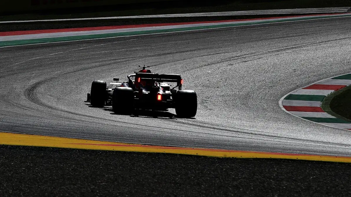 F1, GP Mugello 2020: Hamilton impressionante al Mugello, pista vera (46)
