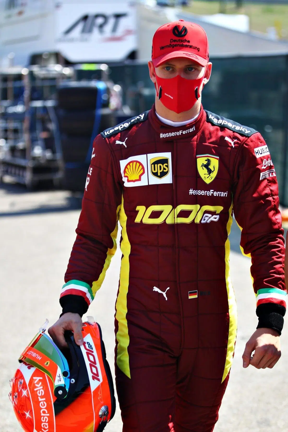 F1: Mick Schumacher in pista al Mugello con la F2004 di papà Michael (3)